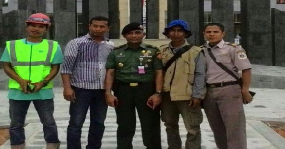 News And Events Senior Officers of Ministry of Defense Inspected Construction Projects in West Kalimantan 4 2_4_695d8_2517_221_t598_25