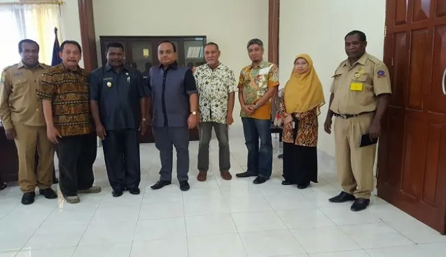 Lemtek UI Visited To South Sorong In West Papua 5