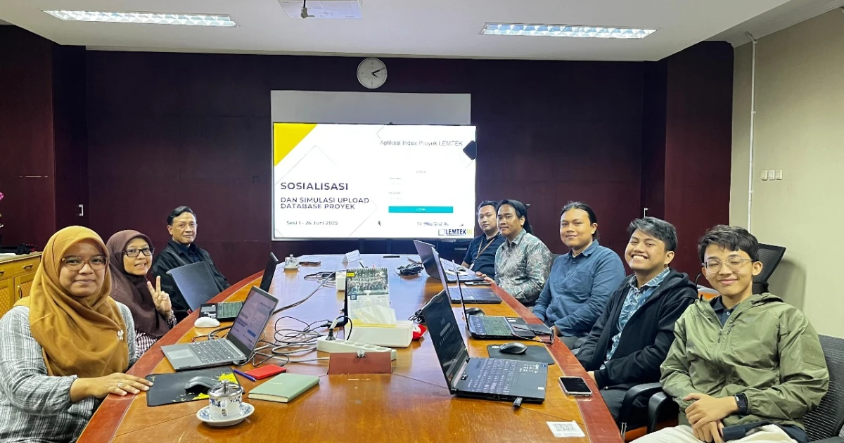 News And Event Sosialisasi dan Simulasi Upload Database Proyek: Menuju Tata Kelola Proyek yang Lebih Profesional 2 ~blog/2025/7/14/sosialisasi_dan_simulasi_upload_database_proyek