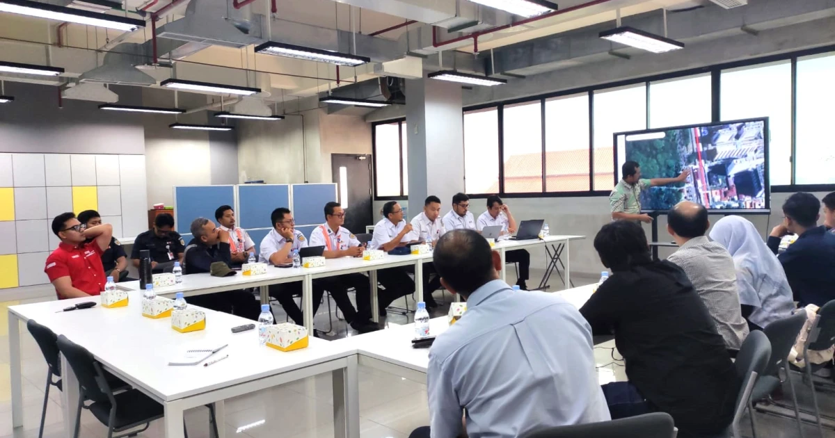 News And Event  Lemtek UI Dukung Transformasi Stasiun Universitas Indonesia sebagai Pusat Mobilitas dan Gaya Hidup Berkelanjutan 3 ~blog/2025/7/2/foto_meeting_kai