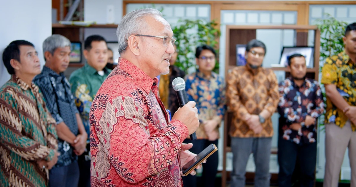 News And Event Transisi Kepemimpinan di Lemtek UI: Apresiasi dan Regenerasi 5 ~blog/2025/8/5/speech_prof_asep_dir_lemtek_ui_2025