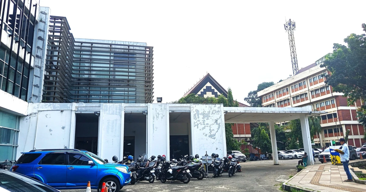 News And Event Rancang Ulang Engineering Center FTUI untuk Masa Depan 2 ~blog/2025/9/22/gedung_engineering_center_depan_ftui_2025