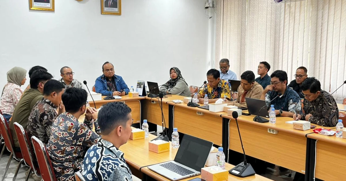 News And Event Kunjungan MIND ID ke Lemtek UI dan Penjajakan Kerjasama Kajian Tata Kelola Program Management Terintegrasi untuk Pembangunan Fasilitas Pengolahan dan Peleburan Aluminium Terpadu 3 ~dl/2026/5/18/3333